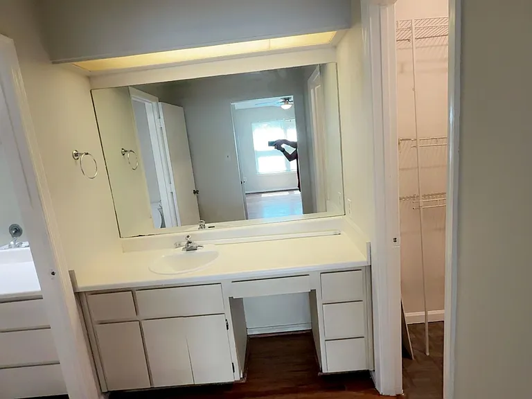 153 Holland Park Cir — Photo 14