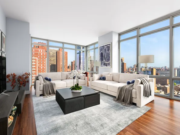 333 East 91st Street image 1 of 13