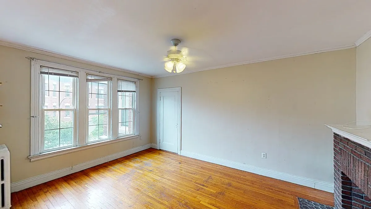 Building Photo - 22 Glenville Ave #2