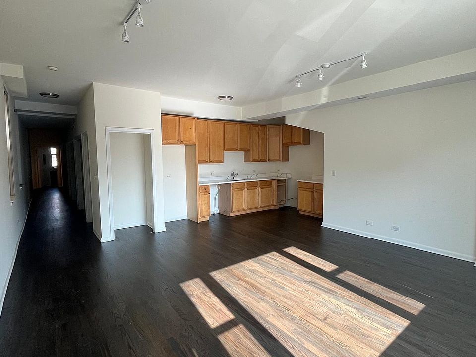 1st image of 2638 N Halsted St #1