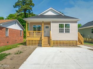 602 Harney St, Elizabeth City, NC 27909