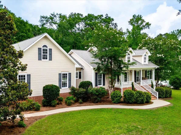 149 Wadsworth Ln, Clinton, SC 29325