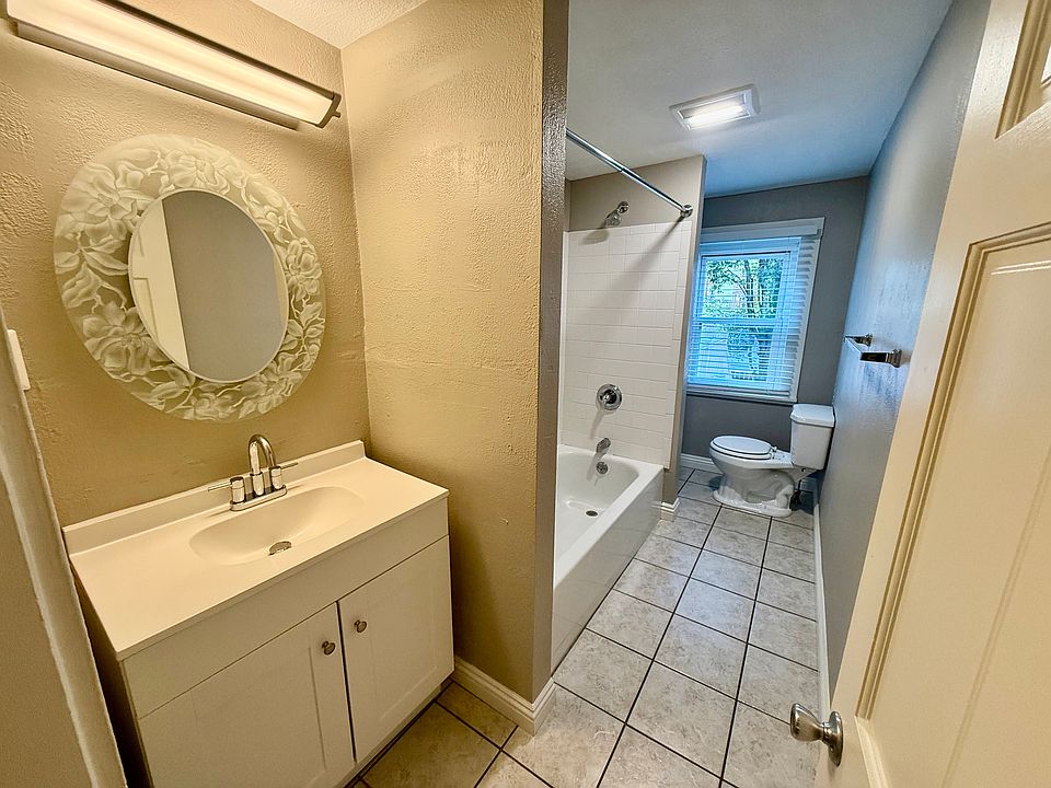 Full bath