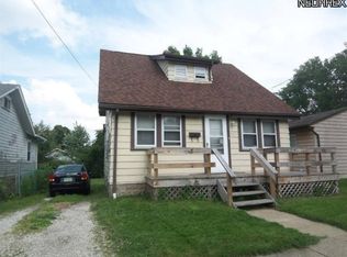 971 Inman St, Akron, OH 44306