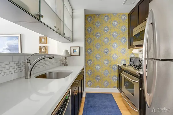 Rented by Anchor Associates | media 12