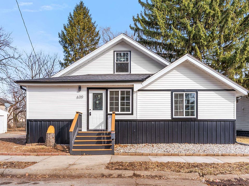 1st image of 620 17th St