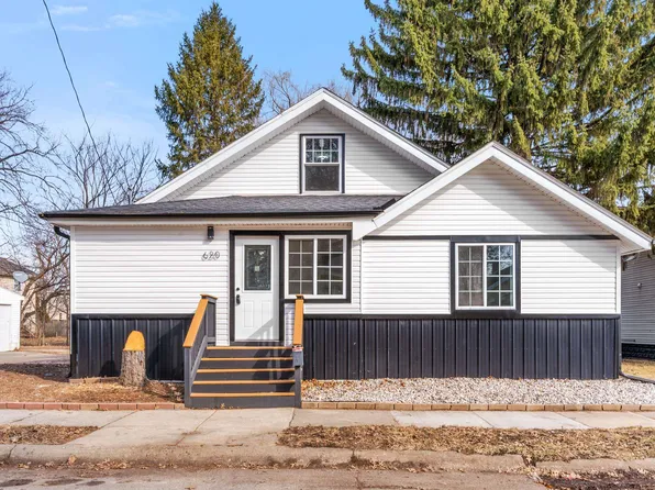 620 17th St, Rockford, IL 61104