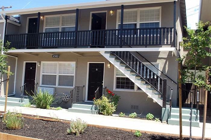 1st image of 2565 33rd St APT 4