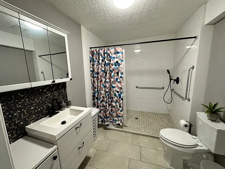 1991 W Leisure Cir #1 — Photo 6