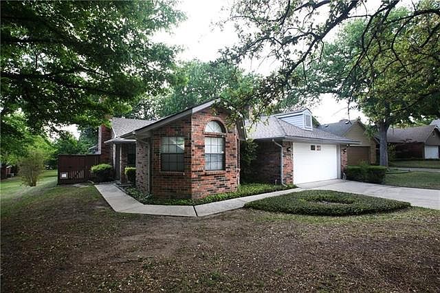 1st image of 2515 Millcroft Ln