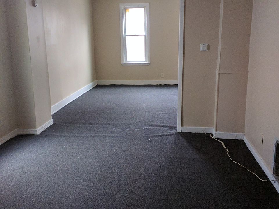 1st image of 640 E 13th St APT 1