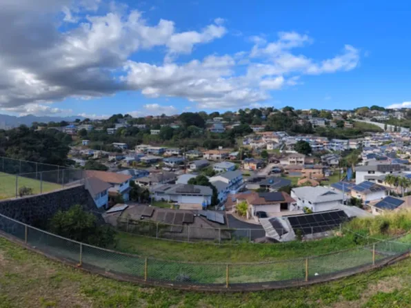 99-706 Kealaluina Dr #1, Aiea, HI 96701