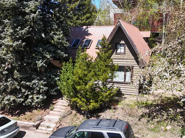 531 6th St E, Ketchum, ID 83340