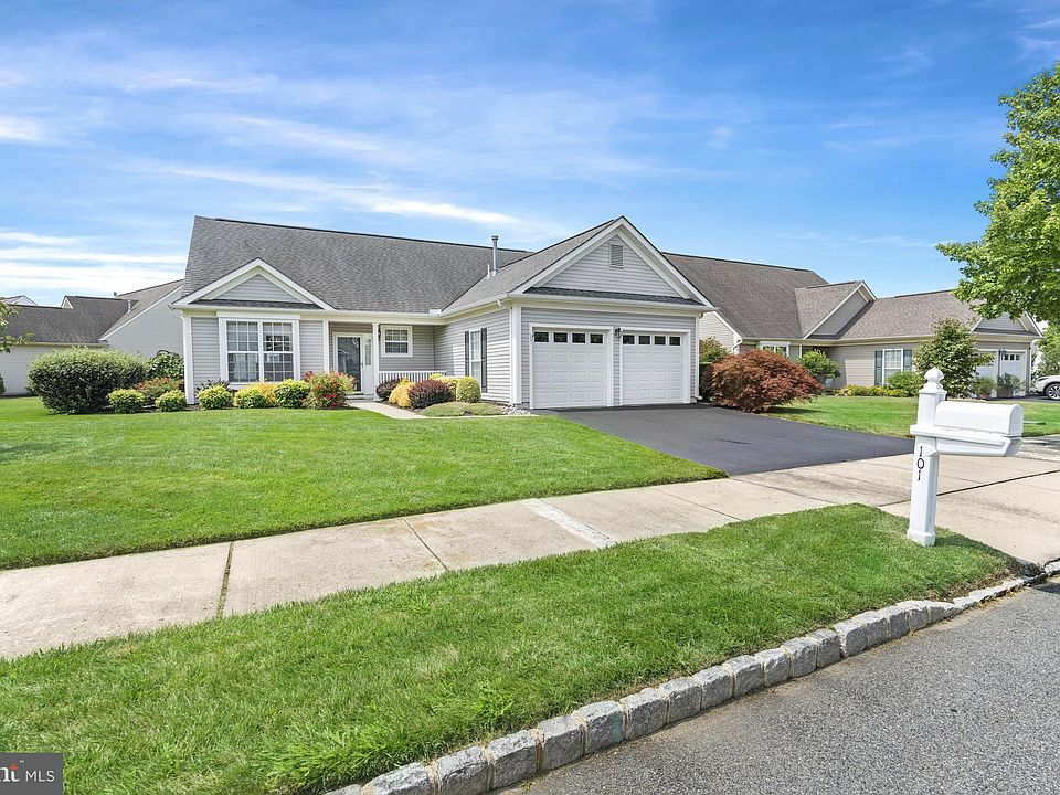 1st image of 101 Dawn Ct