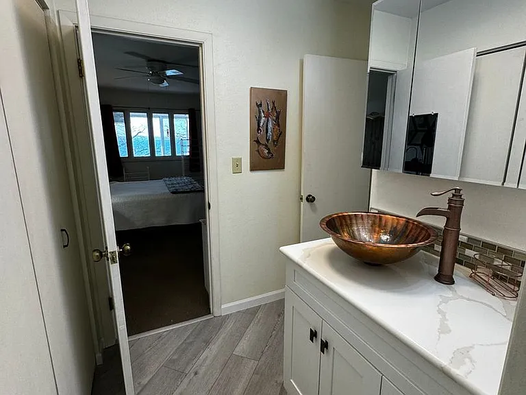 315 Park Lake Blvd #411 — Photo 8