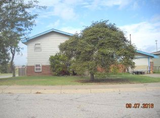 1901 Holmes Rd, Hays, KS 67601