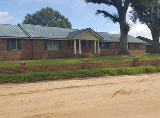 1333 New Bethel Rd, Jesup, GA 31545