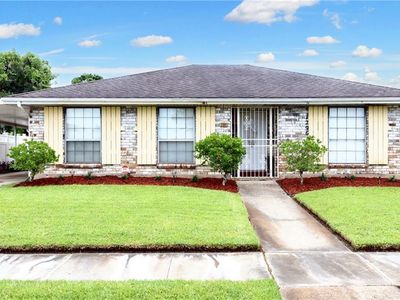 12961 Parlange Ct, New Orleans, LA, 70128