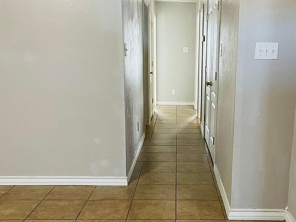 3rd image of 6320 Aloe Vera Dr