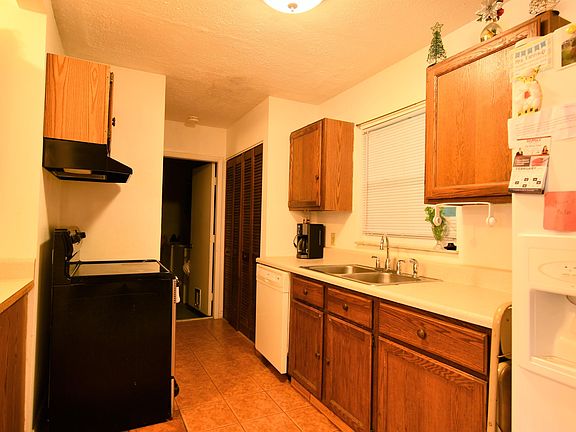 4th image of 1655 SW Escobar Ln