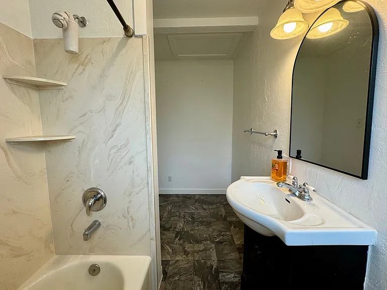 344 Loleta Dr — Photo 8
