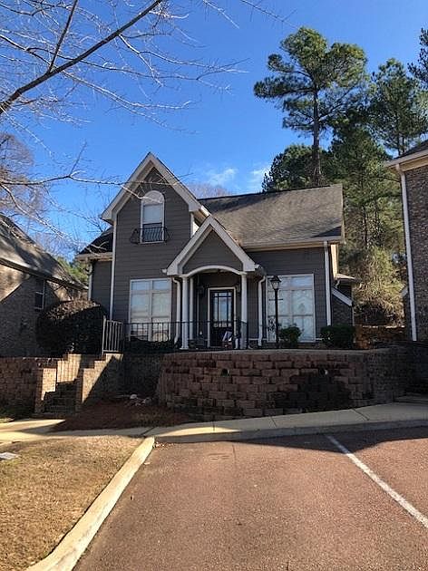 1st image of 122 Falls Grove Dr