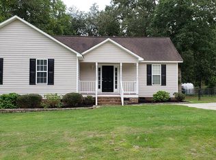 612 Madison Ave, Princeton, NC 27569