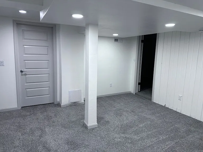 445 2nd St — Photo 31