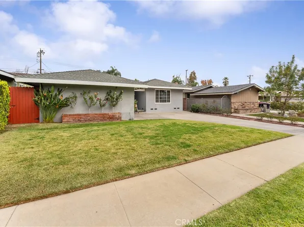 1030 N Starcrest Dr, Covina, CA 91722