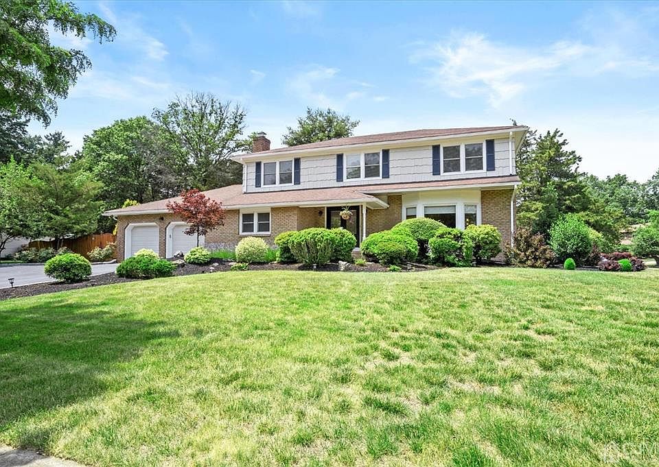 1 Redwood Rd, North Brunswick, NJ 08902 Zillow