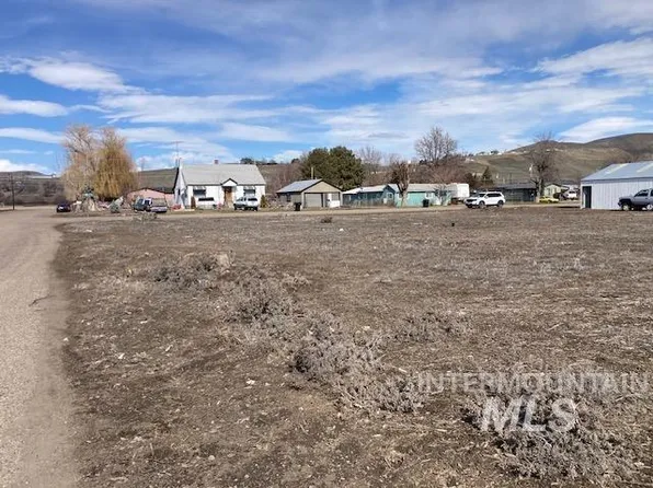 E Liberty St, Weiser, ID 83672