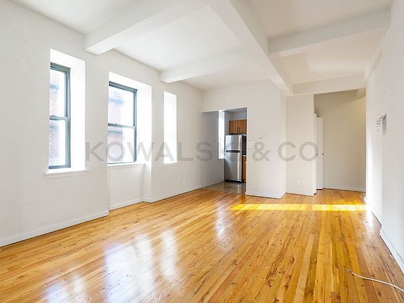 2nd image of 156 Bleecker St #3DW