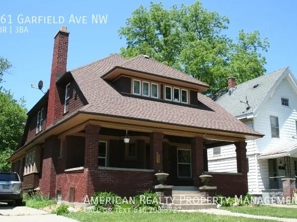 261 Garfield Ave NW, Grand Rapids, MI 49504
