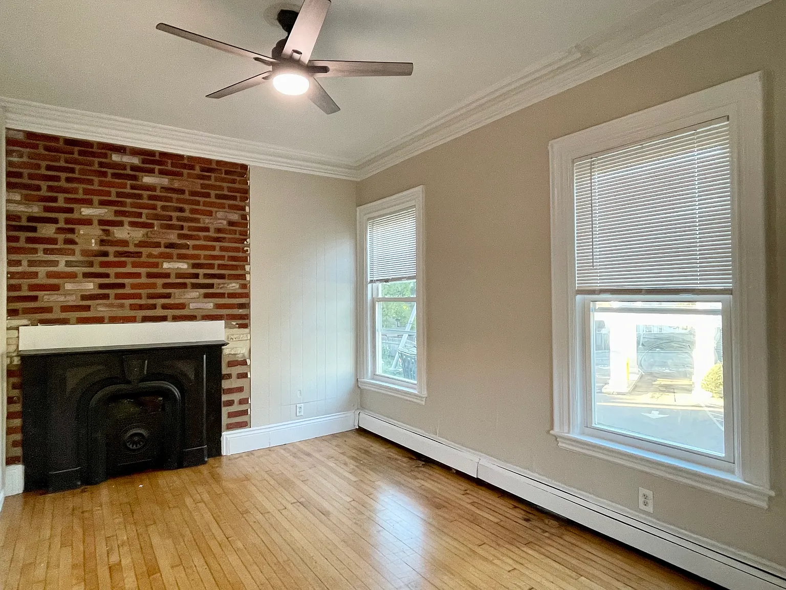 1 bed, 1.0 bath, 800 sqft, $1,995 — Photo 4