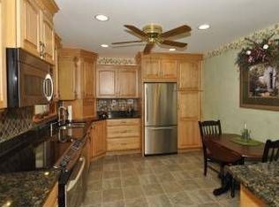 3017 Chapel View Dr, Beltsville, MD 20705