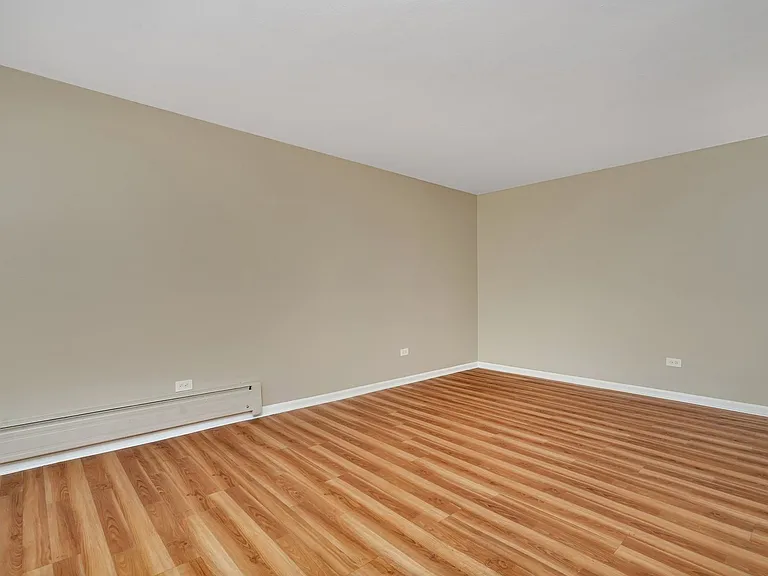 Parkside Apartments — Photo 10