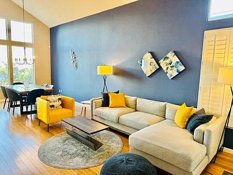 4715 Bradford Ln — Photo 6