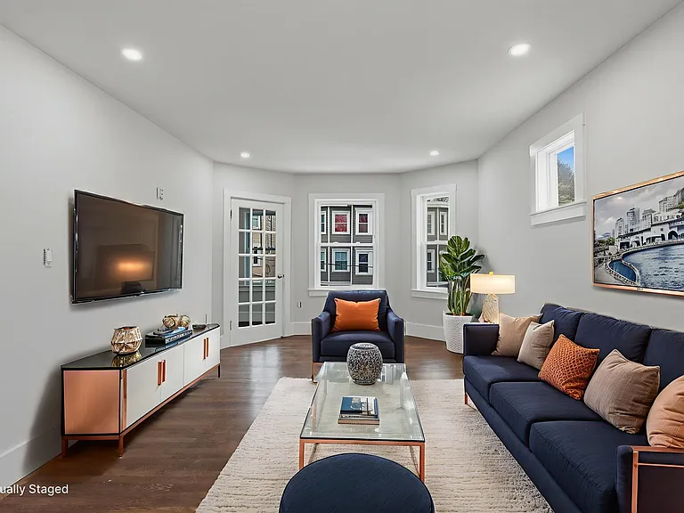 18 Ronan St #2 — Photo 10