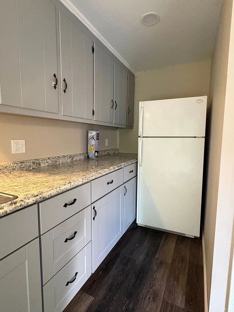 1185 Randolph Rd - Blue Pod — Photo 3