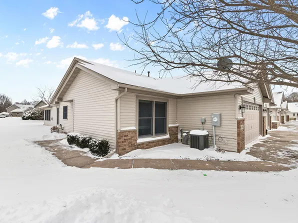 10993 Kirby Blvd, Chisago City, MN 55013