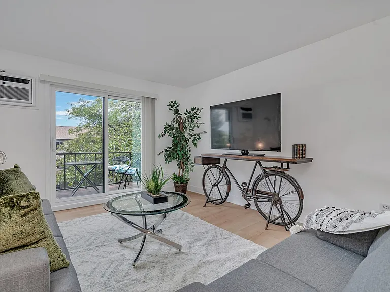 Quail Ridge Apartments — Photo 14