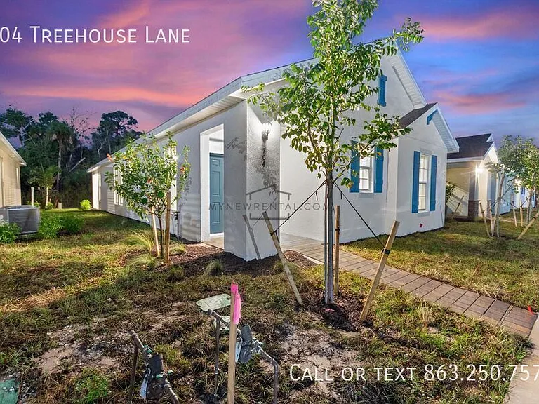704 Treehouse Ln — Photo 5