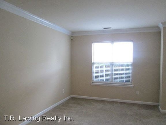 2nd image of 6123 Forest Pond Dr