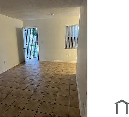 586 NW 1st St — Photo 3