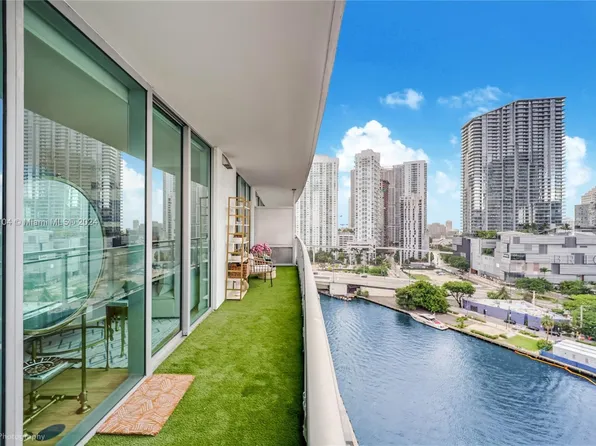 92 SW 3rd St APT 1604, Miami, FL 33130