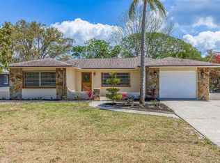 834 Riverside Dr, Tarpon Springs, FL 34689