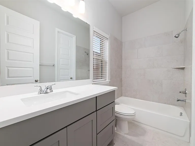 31215 Crescent Hill Dr — Photo 16