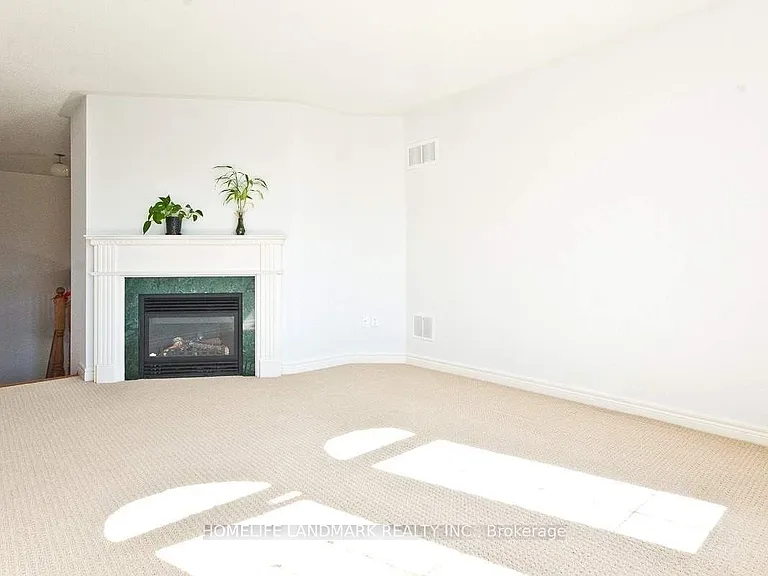 386 Wilfred Murison Ave — Photo 12