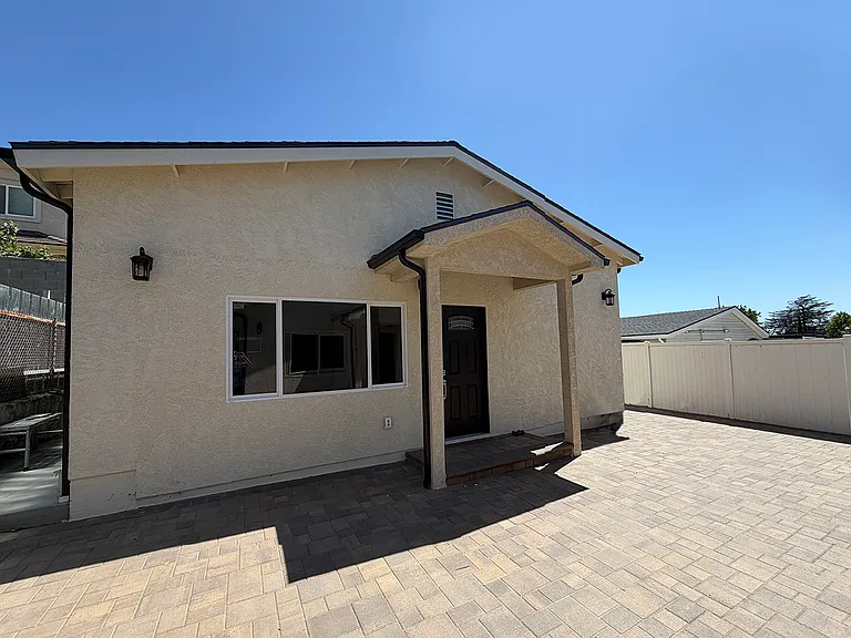 7219 1/2 Summitrose St — Photo 11