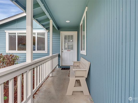 3rd image of 2705 Forest Park Court N